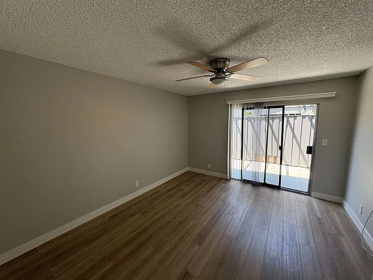2313 West Valencia Dr — Photo 3