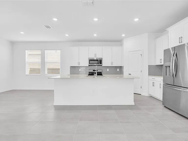 5577 Fiona Ln — Photo 13