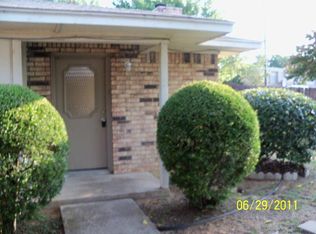 502 Oakwood Ln APT B, Arlington, TX 76012