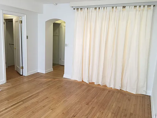 Rented by McDonagh Real Estate | media 26