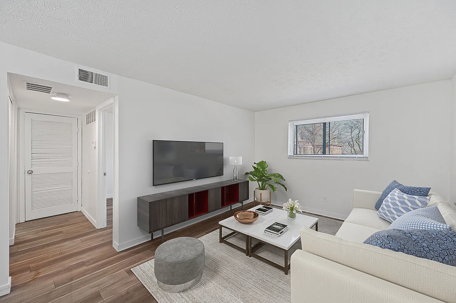 1 bed, 800 sqft, $845 — Photo 3