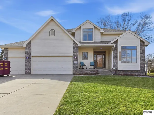 13507 Innis Cir, Bellevue, NE 68123
