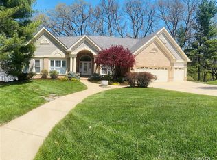 3090 Key Harbour Dr, Lake Saint Louis, MO 63367