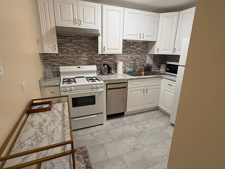 1401 E 55th St #414N — Photo 3