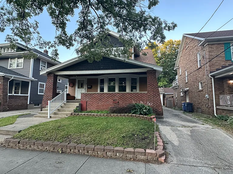 12 Valley Ave SW — Photo 10