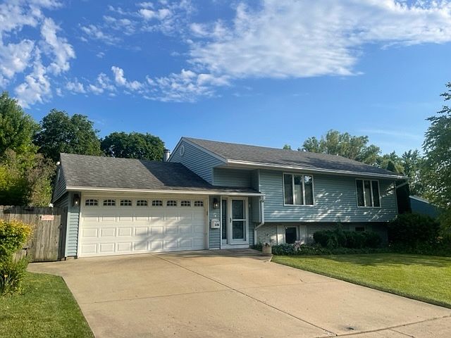 1st image of 1696 S Green Meadows Blvd