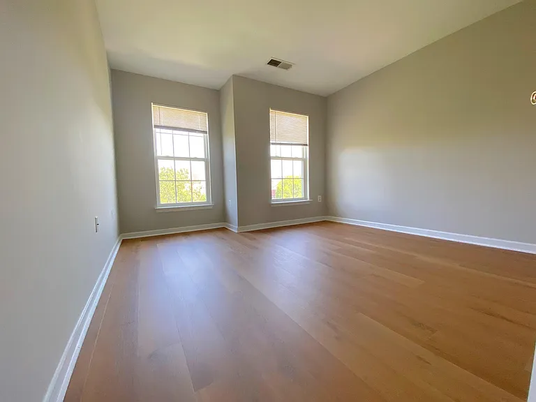 1124 Hampton St — Photo 21