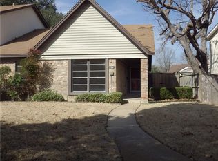 4815 Rollingwood Ct, Garland, TX 75043