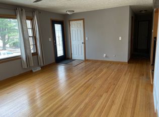 5421 Joylynne Dr, Madison, WI 53716