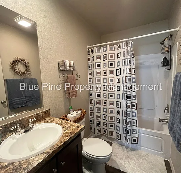 128 N 4 W — Photo 13
