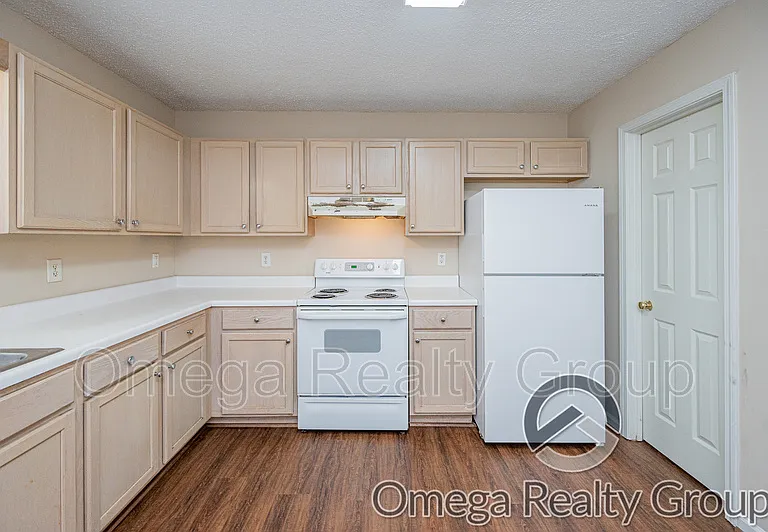 5057 Falling Creek Ln — Photo 9