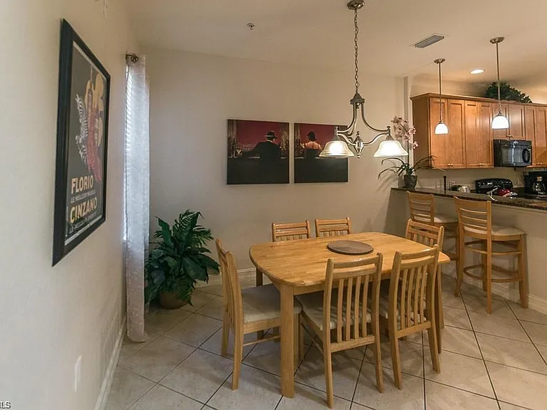 9102 Chula Vista St #11302 — Photo 10