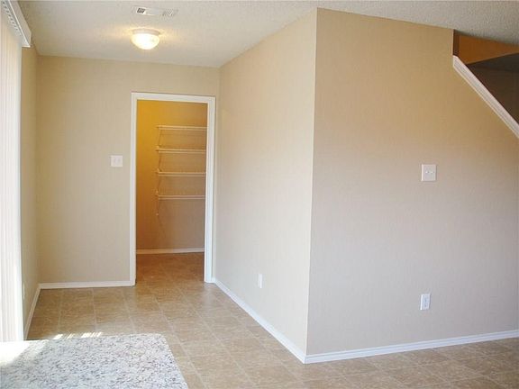 5th image of 1808 Vineridge Ln