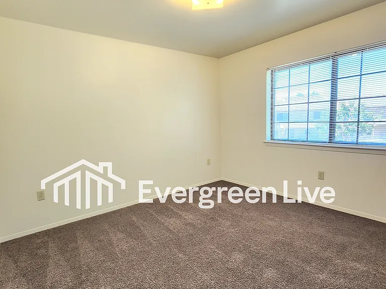 224 Raven Dr — Photo 22