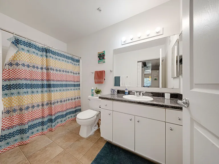 1295 N Ash St #MAIN — Photo 17