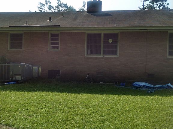 2nd image of 1159 Fairfield St