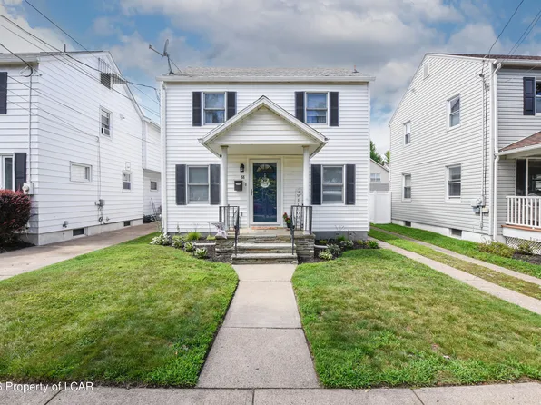 88 N Goodwin Ave, Kingston, PA 18704