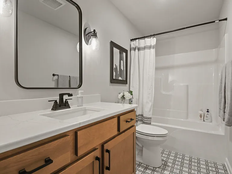2335 N Traveller Dr — Photo 32