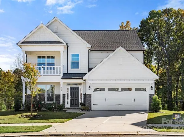 110 Cokesbury Rd, Mooresville, NC 28115