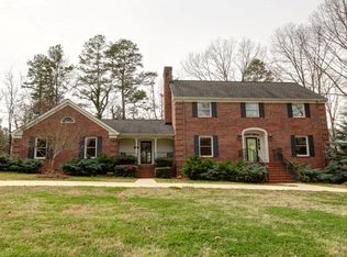 35 Lakefront Ln, Clarksville, VA 23927