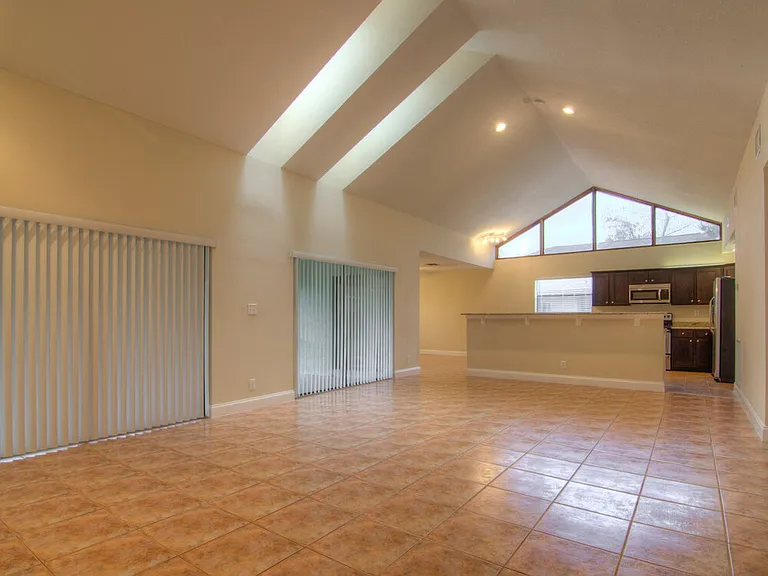 13522 Exotica Ln — Photo 3
