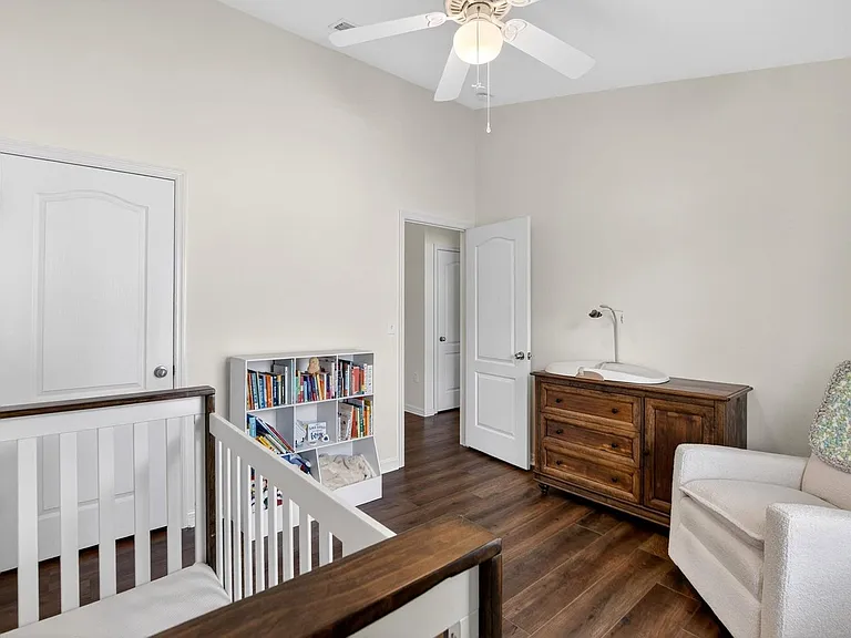 714 Ashentree Dr — Photo 25
