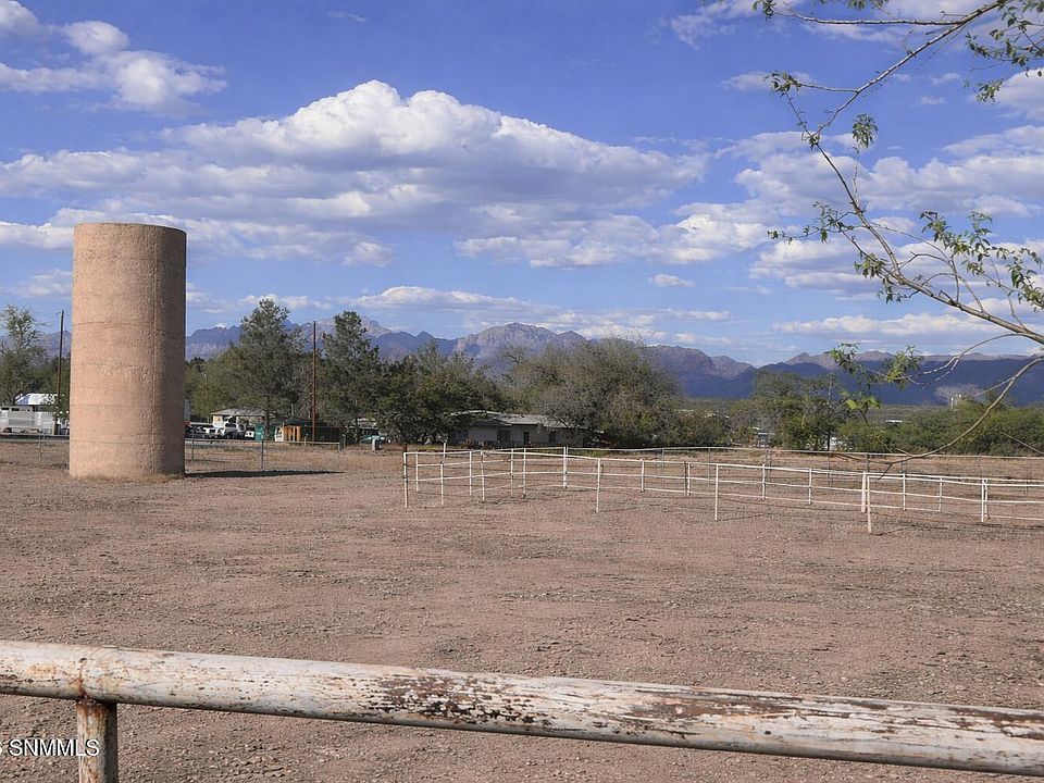 8525 S Main St, Mesilla Park, NM 88047 | MLS #2602061 | Zillow
