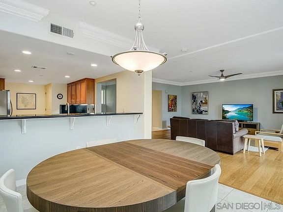 4th image of 301 W G St Unit 323
