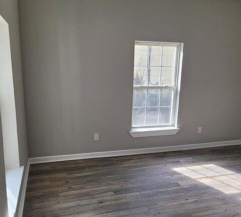 3rd image of 1319 Bradt St