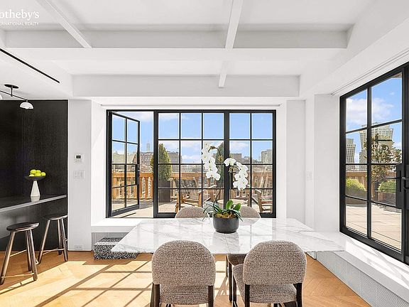4th image of 405 W 23rd St APT 17-D