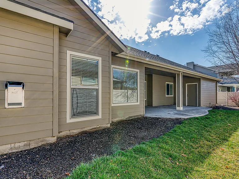 4493 W Prickly Pear Dr — Photo 24