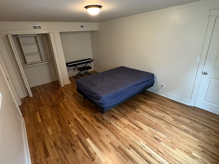 941 Samuel St — Photo 10