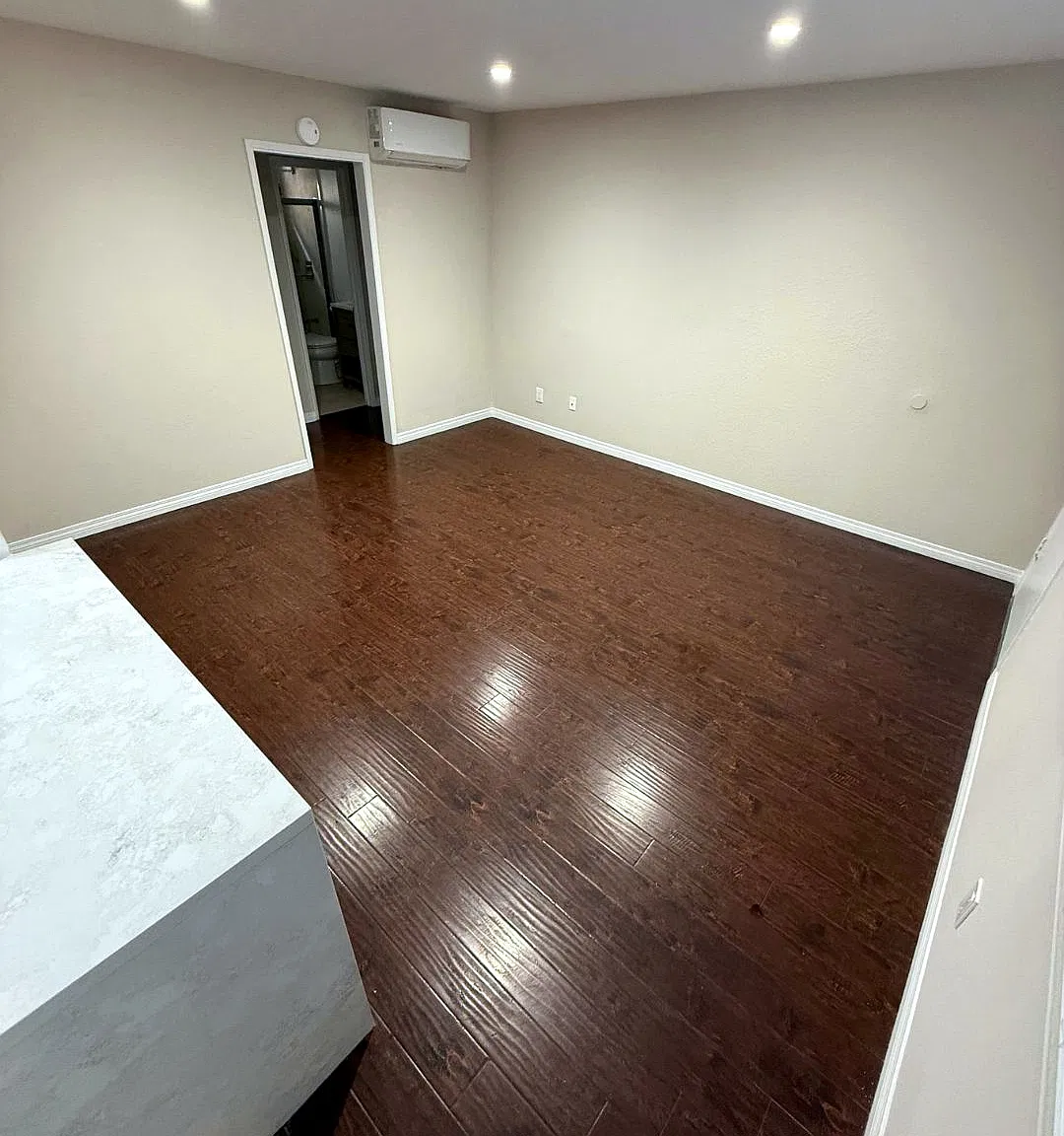 1 bed, 581 sqft, $2,295 — Photo 2