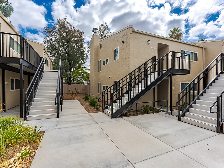 Hilleary Park - Military Housing — Photo 22