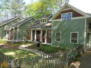 81 Wood Pl, Roswell, GA 30075