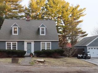 5 Roald St, Worcester, MA 01605