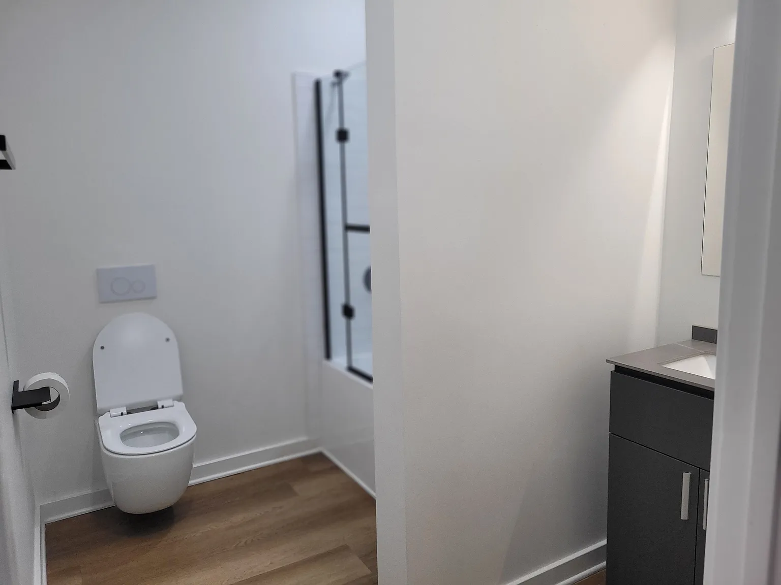 Studio, 500 sqft, $800 — Photo 4