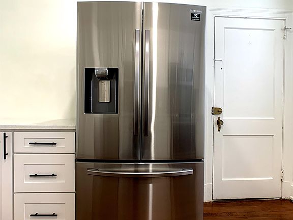 Samsung french door refrigerator/freezer