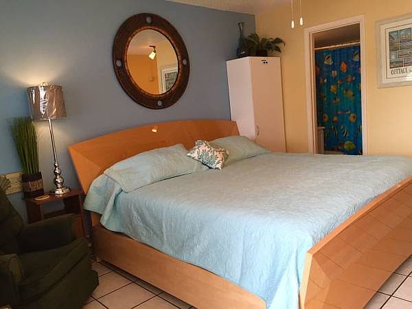 1st image of 908 Villas Dr Unit 54