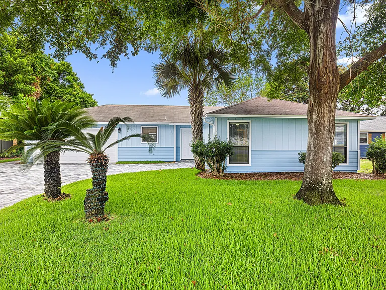 349 Primrose Cir — Photo 37