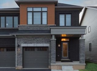 7789 Kalar Rd N #4, Niagara Falls, ON L2H3T8