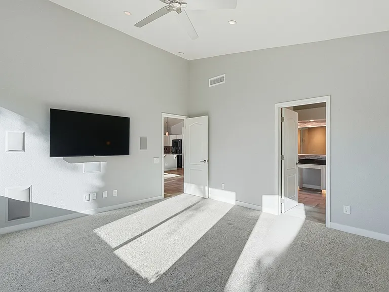16404 S 46th Way — Photo 25