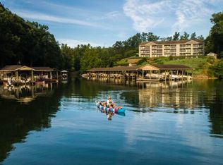 200 Bay Shore Dr #102, Moneta, VA