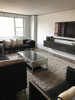 Rented by Addison Property Group | media 3