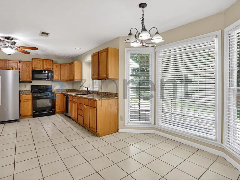 170 Pine Bridge Trl — Photo 17