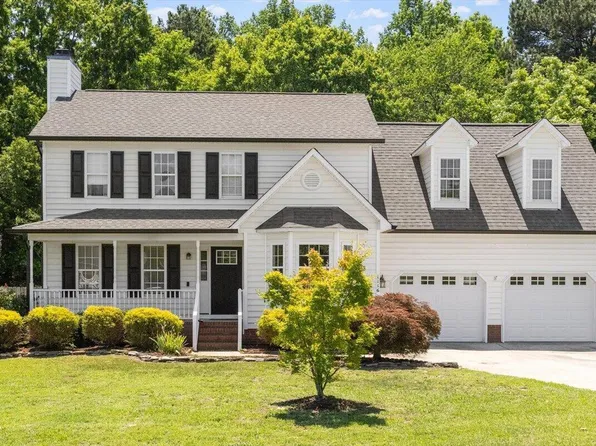 1116 Holland Ridge Dr, Raleigh, NC 27603