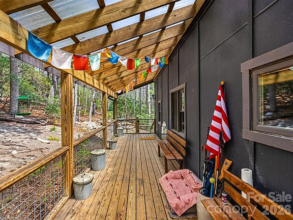 3rd image of 50 Dogwood Cir