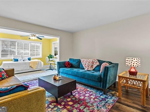 2nd image of 1468 Briarwood Rd #401
