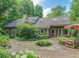 7292 Spring Ave, Three Oaks, MI 49128