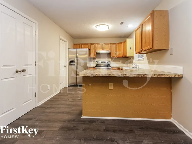 540 Garden Grace Dr — Photo 5